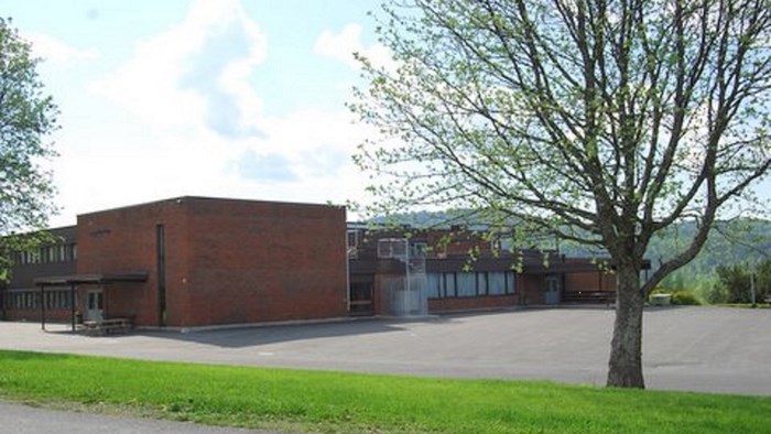 Skole